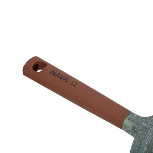 10-255-004 Nava 10-255-004 Ωmega tapadásmentes öntött alumínium serpenyő, kőbevonattal, 28 cm