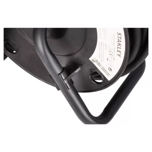 SXCR-111 STANLEY kábeldob, max. 3000 W, IP44, H07RN-F 3G1,5 mm² 20m kábel, kül- és beltéri kivitel