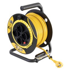 SXECCL26BSE STANLEY SXECCL26BSE beltéri kábeldob, 25 m, beépített kábelvezető, masszív fém láb és f